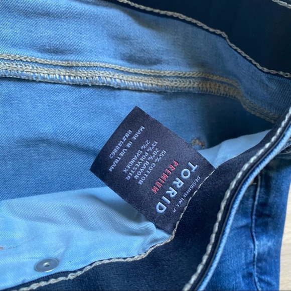 Torrid Premium Sky High Skinny Blue Jeans Medium Wash Woman’s Size 18R - Picture 5 of 11